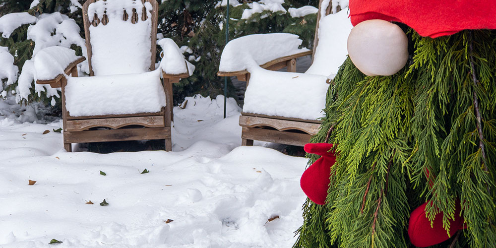 Port Carling Garden Centre-Ontario-Holiday Front Porch Design Tips-swedish gnome outdoor