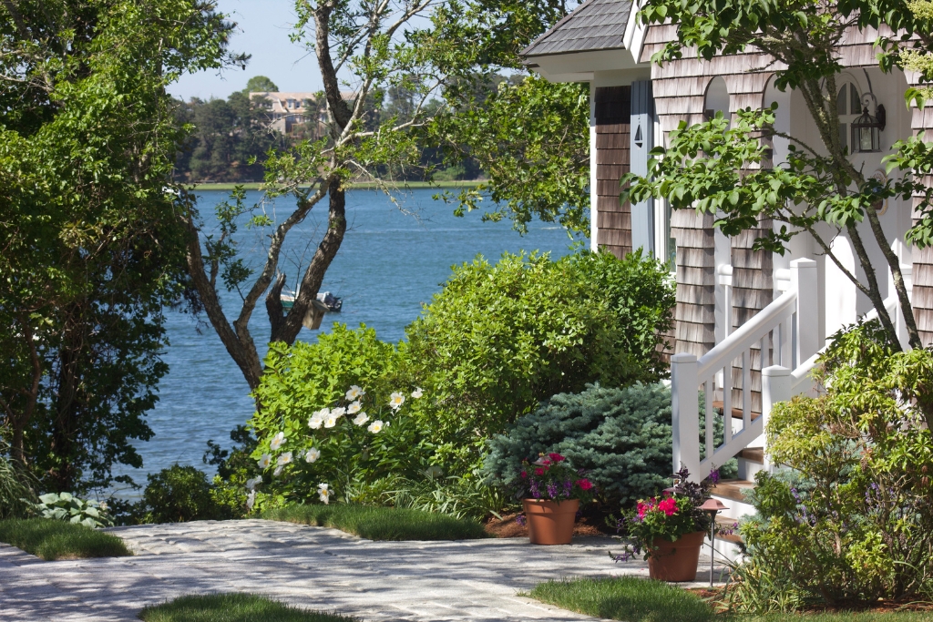 Port Carling and Bala Garden Centres-Ontario-Low-Maintenance Cottage Garden Design
